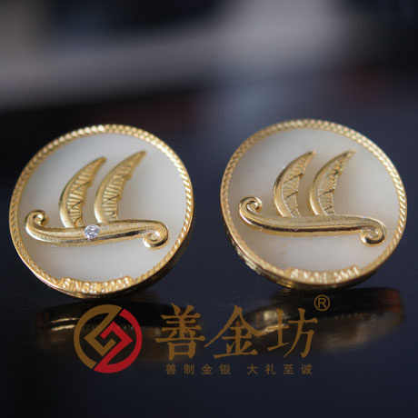 上海海通物流_金鑲玉徽章 玉鑲金徽章 金鑲鉆徽章 制作徽章 獎(jiǎng)牌制作 獎(jiǎng)?wù)轮谱?制作紀(jì)念幣 定做金幣 徽章制作 員工福利