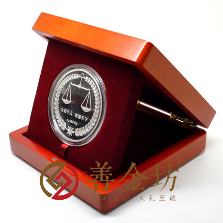 江西某會(huì)計(jì)師定制銀章_ 銀幣制作 紀(jì)念幣制作 紀(jì)念章制作 制作紀(jì)念幣 定做紀(jì)念幣 定做銀幣 紀(jì)念幣定制 周年慶典