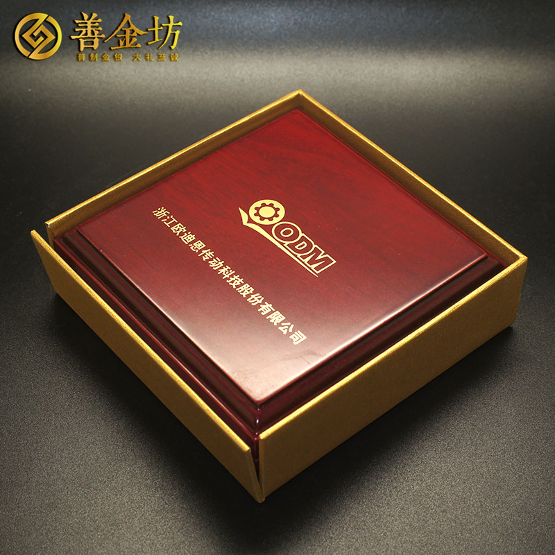 浙江歐迪恩10周年銀鑲金紀(jì)念章_ 定做紀(jì)念章 銀章定制 紀(jì)念章制作 紀(jì)念章定制 制作紀(jì)念章